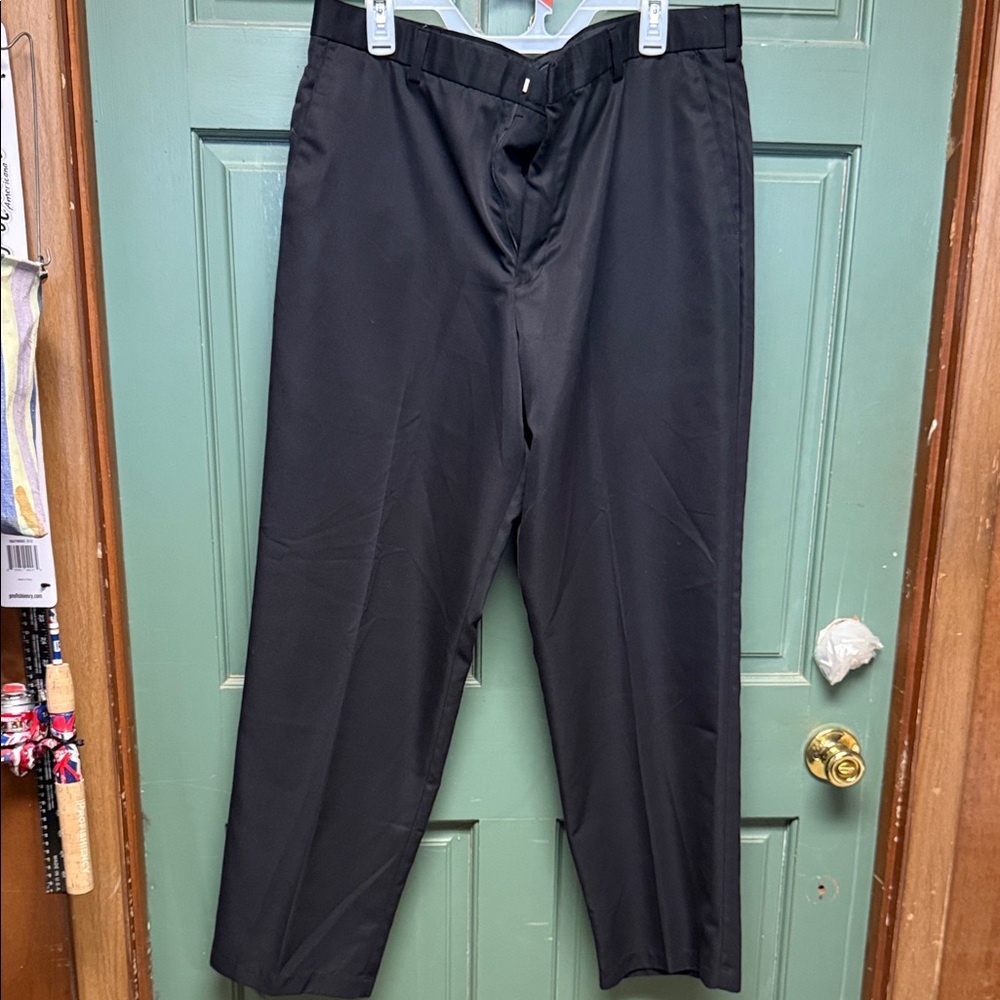 Men’s Dockers Golf Black 36 x 32